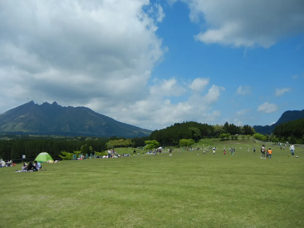 月廻り公園・温泉